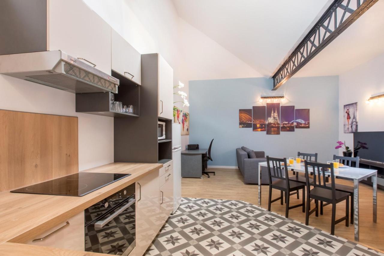 Le Business... Ideal Pour Travailler Mais Pas Que! Tourcoing Buitenkant foto