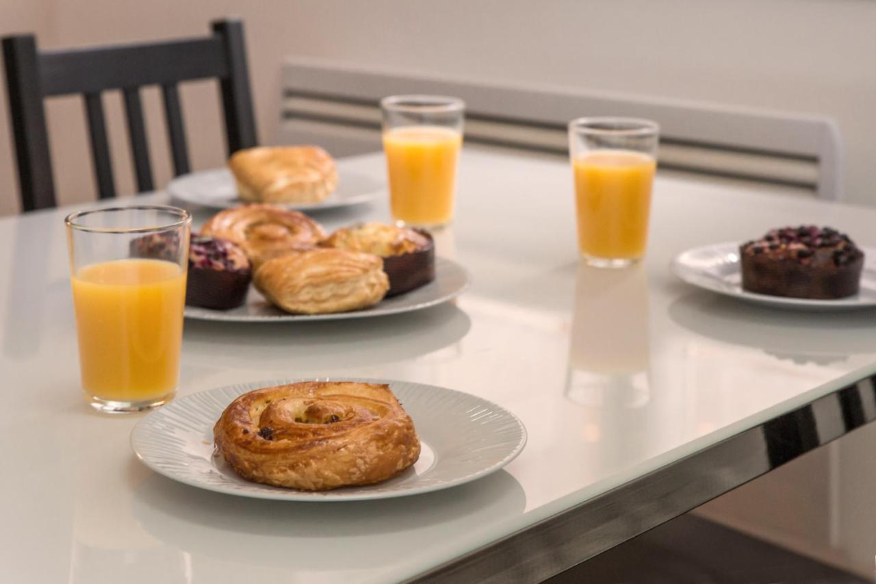 Le Business... Ideal Pour Travailler Mais Pas Que! Tourcoing Buitenkant foto